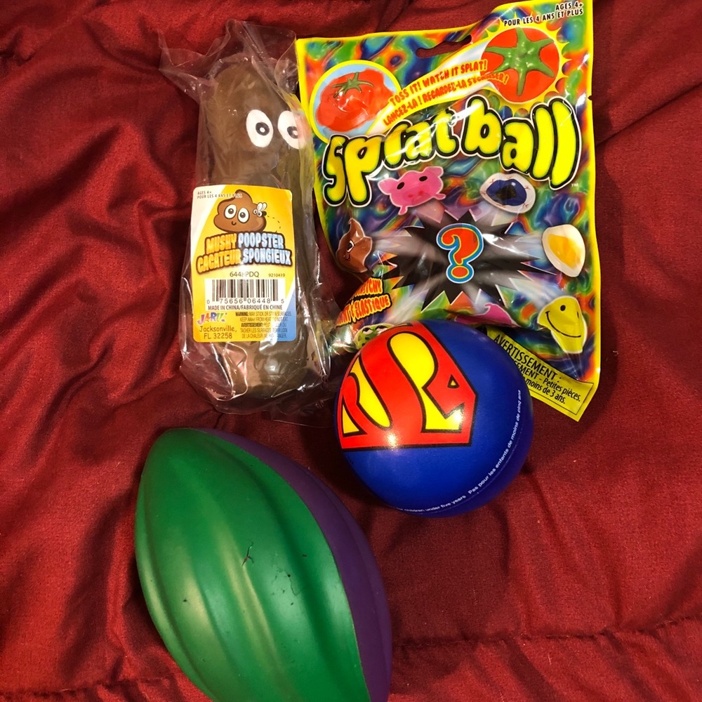 Assorted sensory items